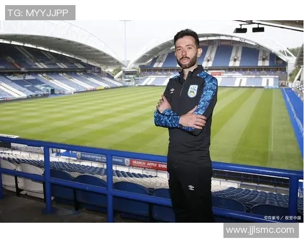 哈德斯与斯托克对决前瞻分析球队状态与战术布置探讨